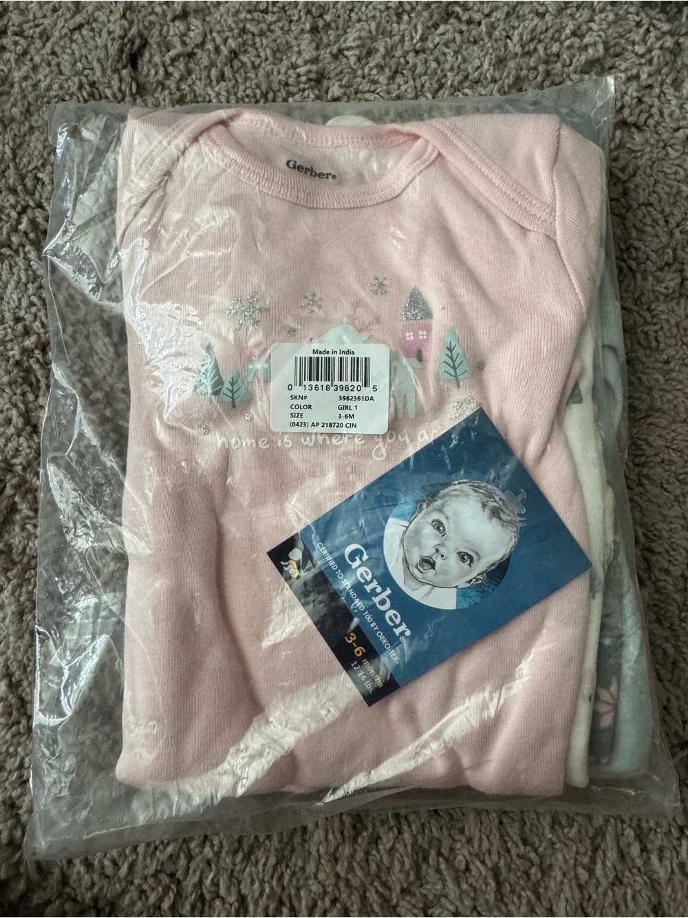 Gerber Baby Gender Neutral Long Sleeve Onesies Bodysuits, 6-Pack, Size 3-6M